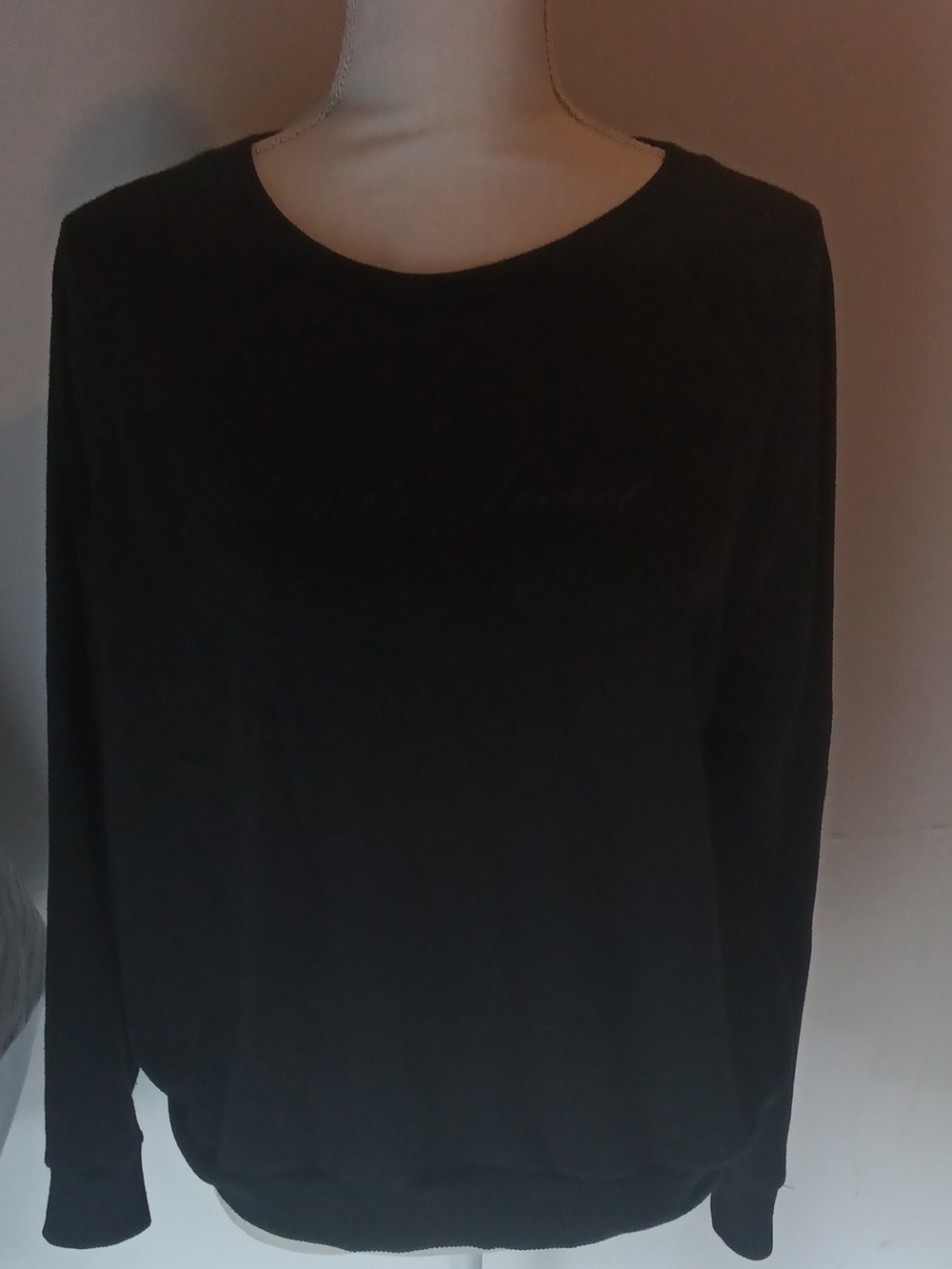 Victoria's Secret Black Long-Sleeve Crewneck Top